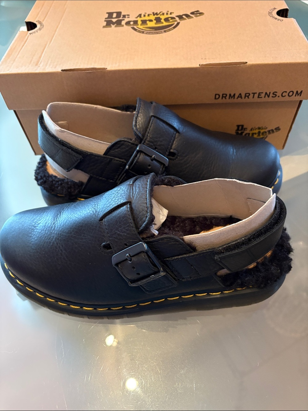 Dr. Martens Unisex Jorge II slides